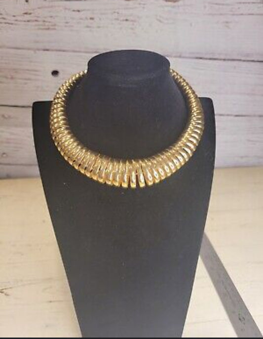 Queen Gold Necklace